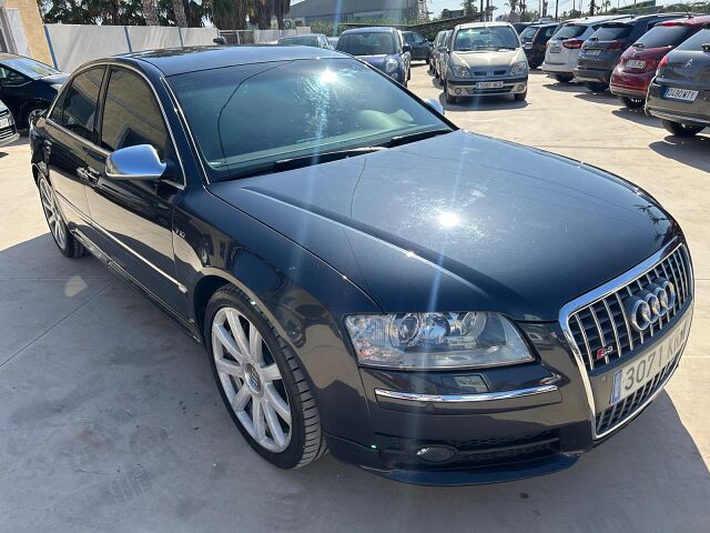 AUDI S8 QUATTRO 5.2 V10 AUTO SPANISH LHD IN SPAIN 73000 MILES STUNNING 2006